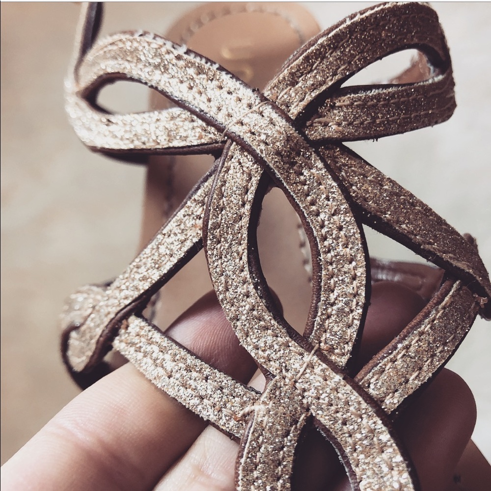 Sandals - Picture 3 of 3